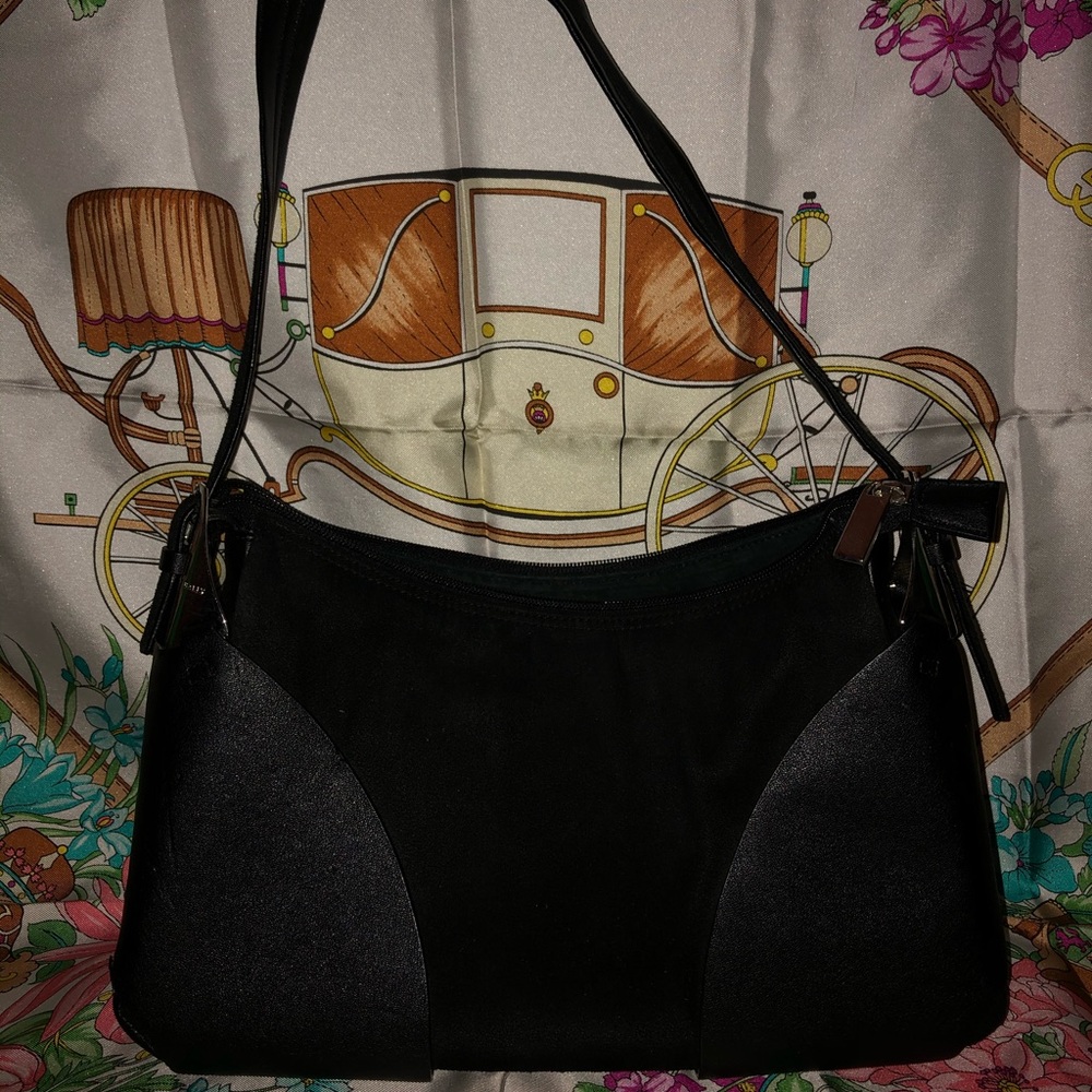 🌟 FRESH MARKDOWN!! Bally shoulder bag